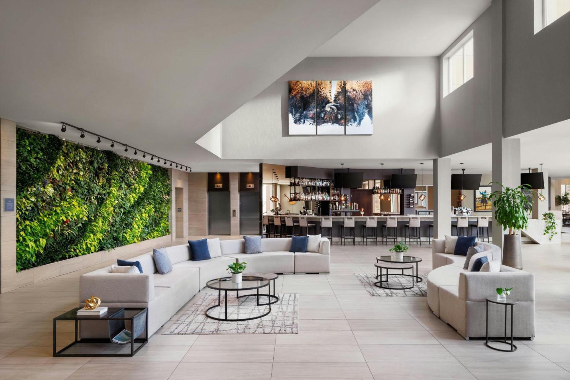 The Westin Airport Hotel Calgary